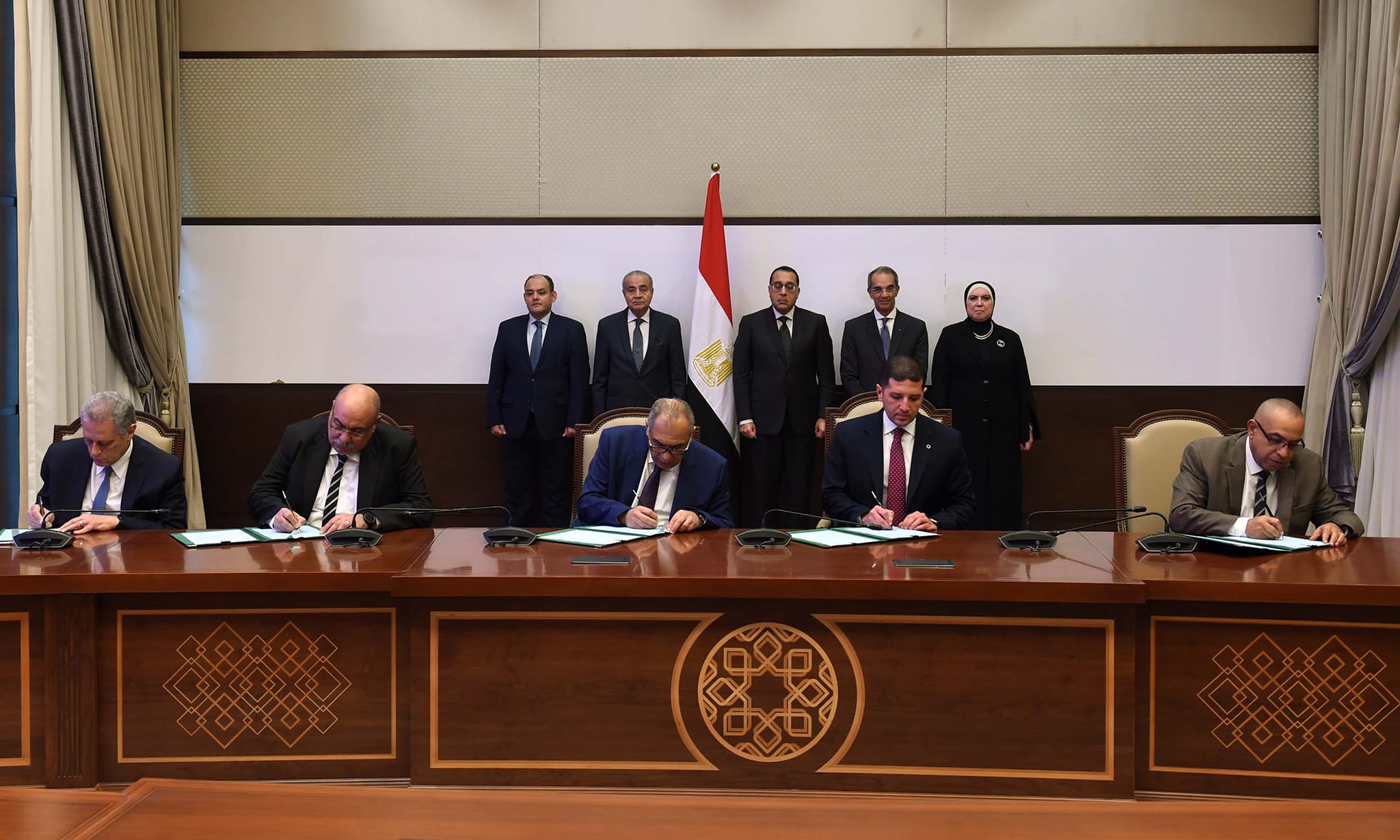 مصطفى مدبولي رئيس الحكومة يشهد توقيع بروتوكولات تعاون
