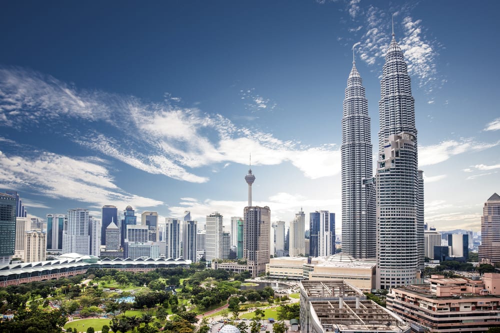 ماليزيا تجذب استثمارات بقيمة 28.4 مليار دولار أميركي خلال النصف الأول