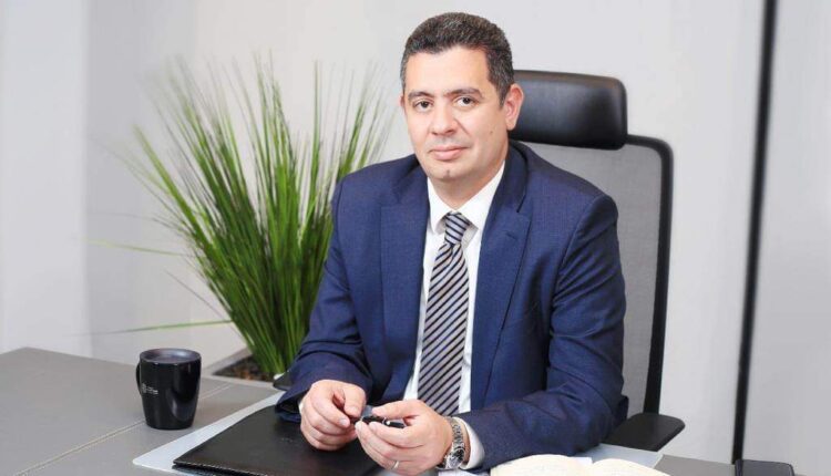 المهندس محمد الطاهر الرئيس التنفيذي للشركة