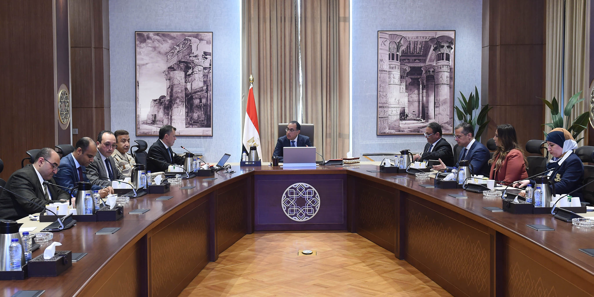 رئيس الوزراء مصطفى مدبولي مع وزير السياحة أحمد عيسى