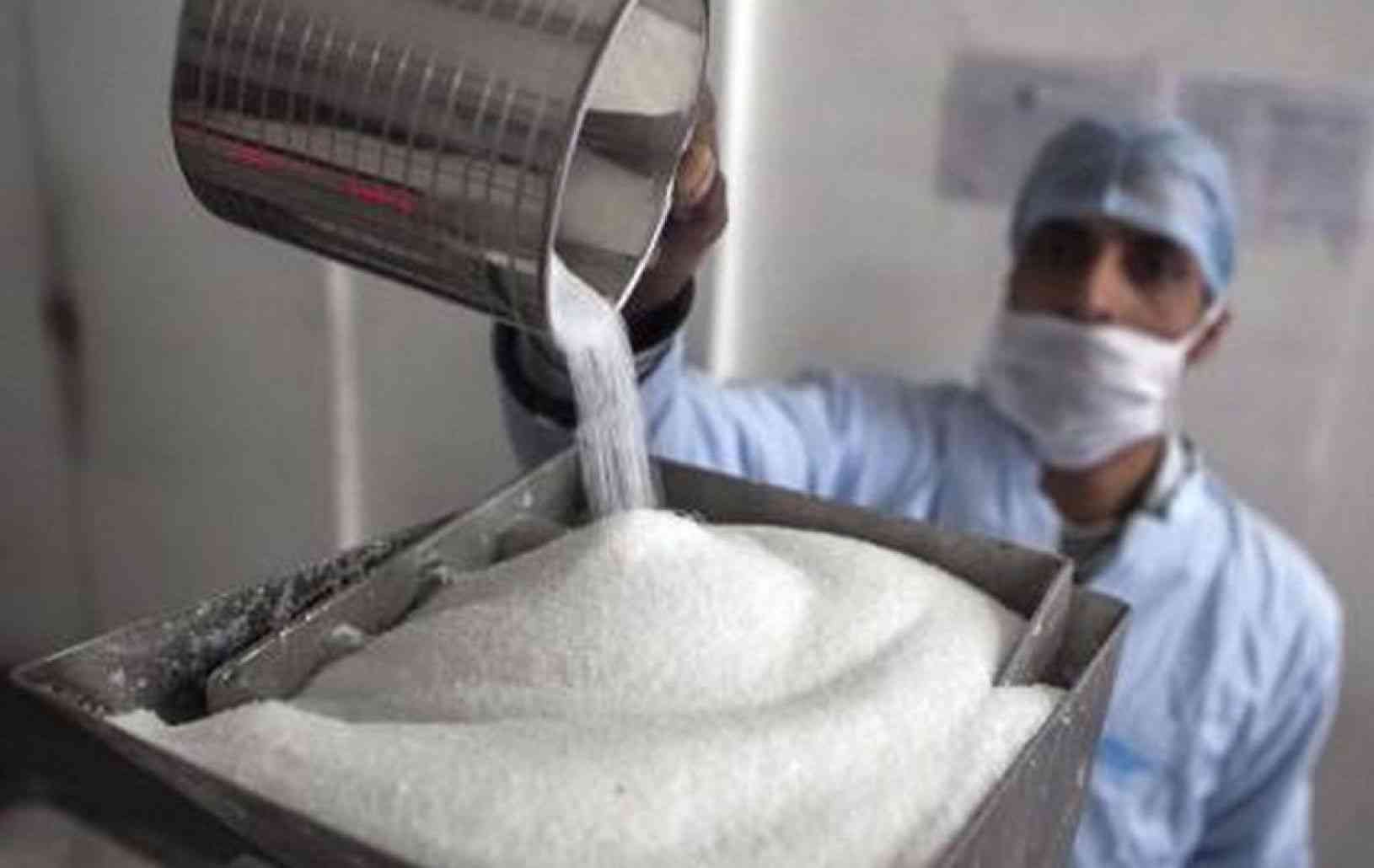 الحكومة تتعاقد على صفقات جديدة لخفض أسعار السكر