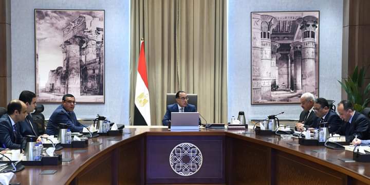 رئيس الوزراء يتابع تنفيذ وحدات سكن كل المصريين بالسويس