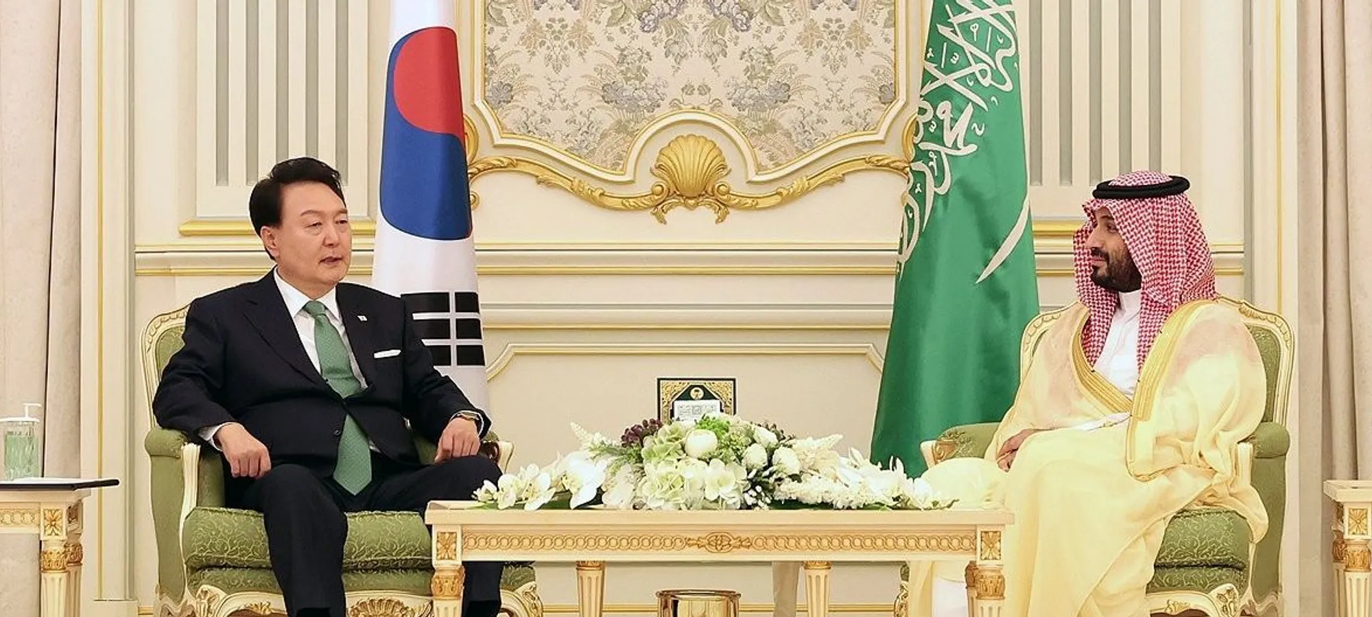 العاهل السعودي ورئيس كوريا الجنوبية