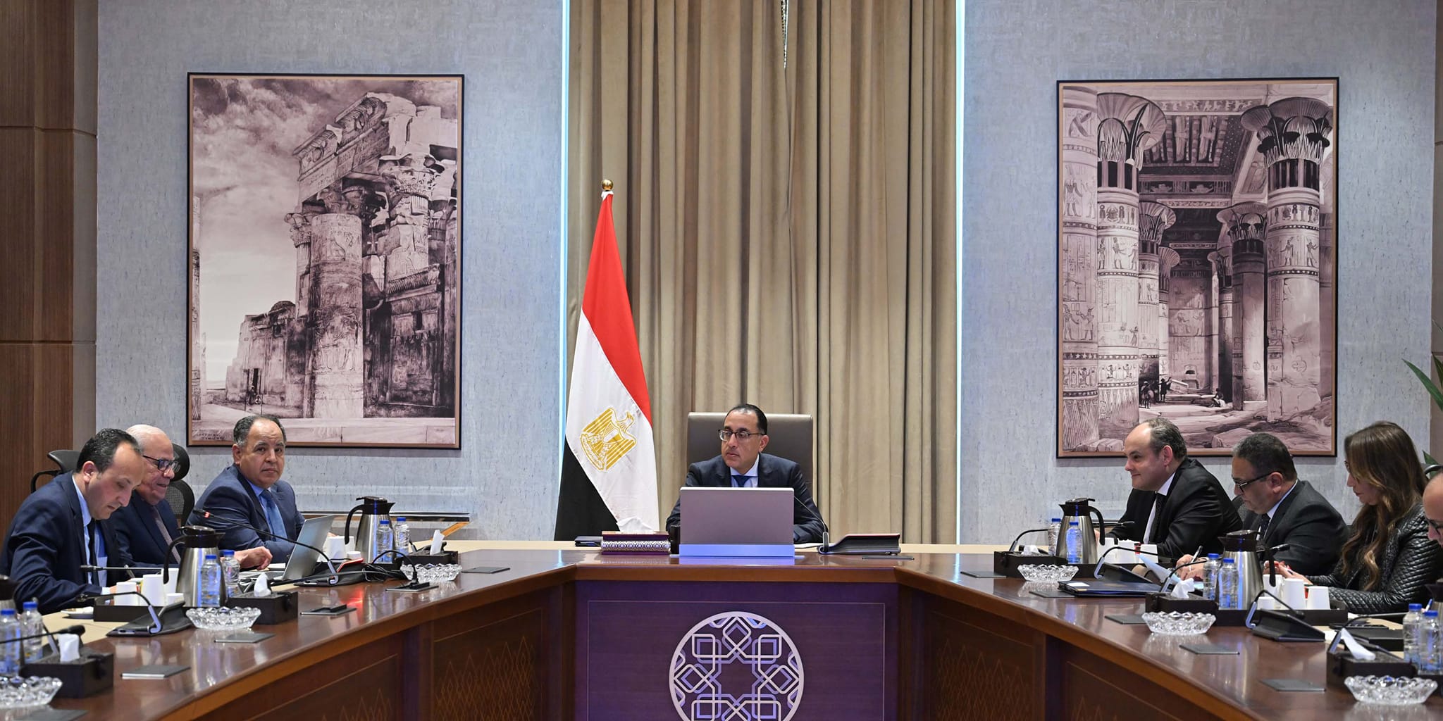 رئيس الوزراء يتابع موقف مشروعات التنمية الصناعية بمحافظة بورسعيد