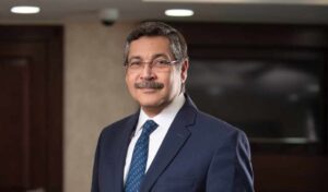 حسن غانم الرئيس التنفيذي العضو المنتدب في بنك التعمير والإسكان