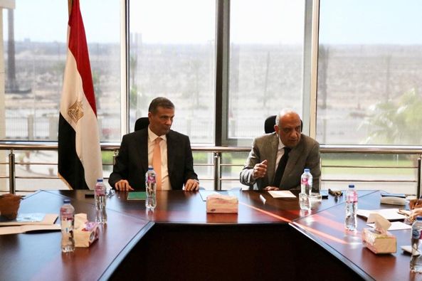 الزراعة تتعاون مع الكهرباء لدعم وتطوير تشغيل مزارع الدواجن