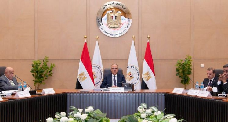 وزير الري يترأس الجمعية العمومية للشركة القابضة لمياه الشرب والصرف