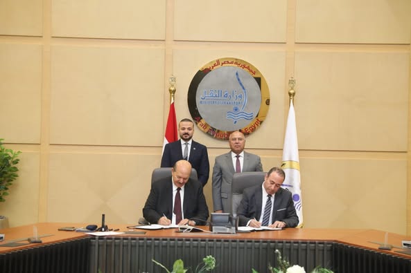 توقيع العقد