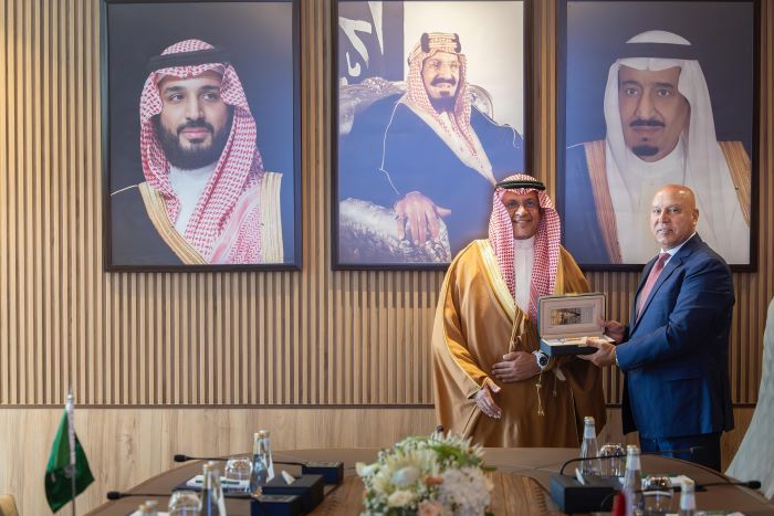 جانب من زيارة وزير النقل والصناعة إلى السعودية